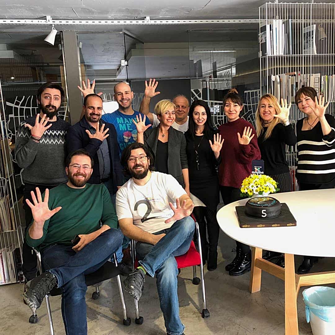 Şimdi 5 Yaşındayız